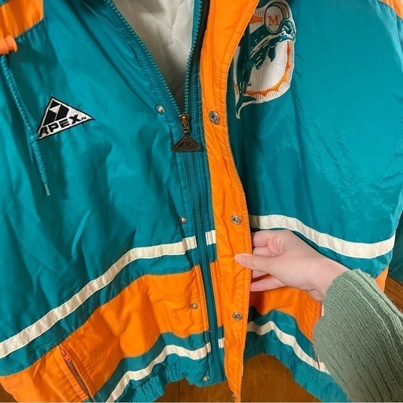 Miami Dolphins Vintage Coat Size Large - Picture 6 of 11